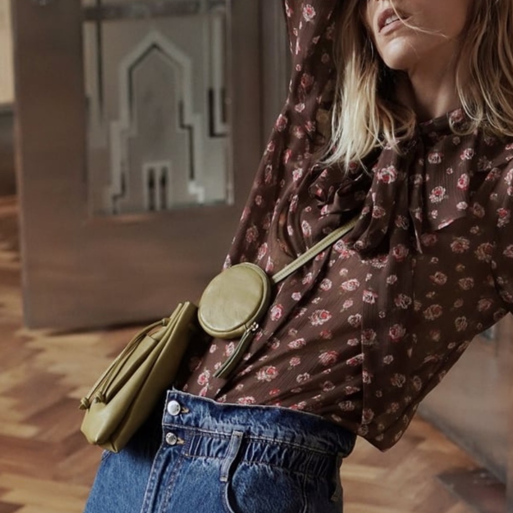 Leather Bucket Bag with Coin Purse Limited Edition